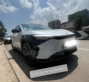 Toyota bZ4X 2023 White