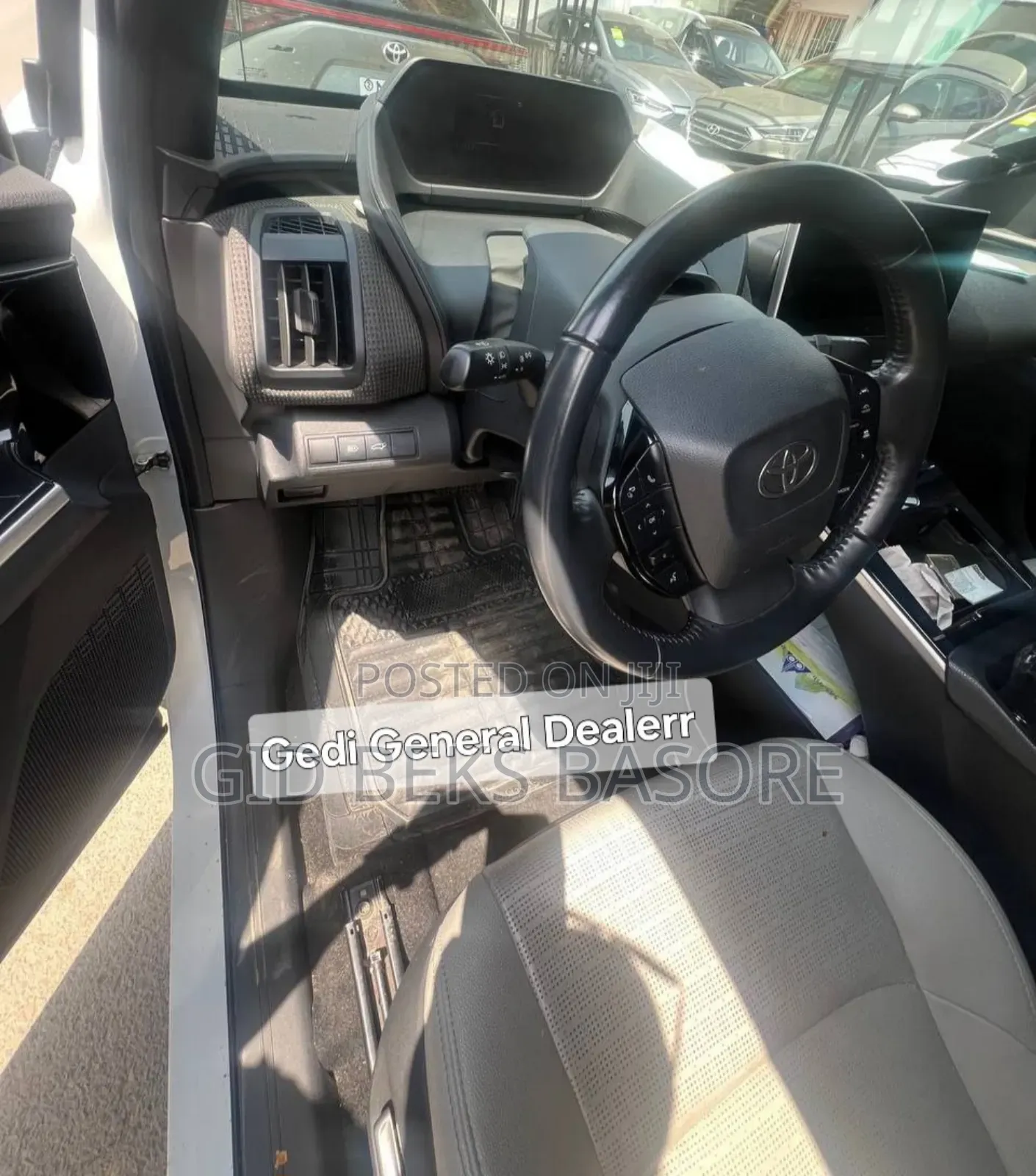 Toyota bZ4X 2023 White