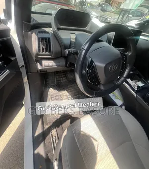 Toyota bZ4X 2023 White