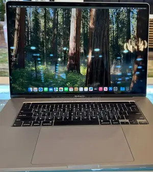 New Laptop Apple MacBook Pro 2018 32GB Intel Core I9 SSD 512GB
