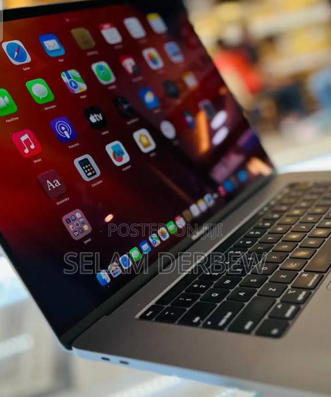 New Laptop Apple MacBook Pro 2019 16GB Intel Core I7 SSD 512GB