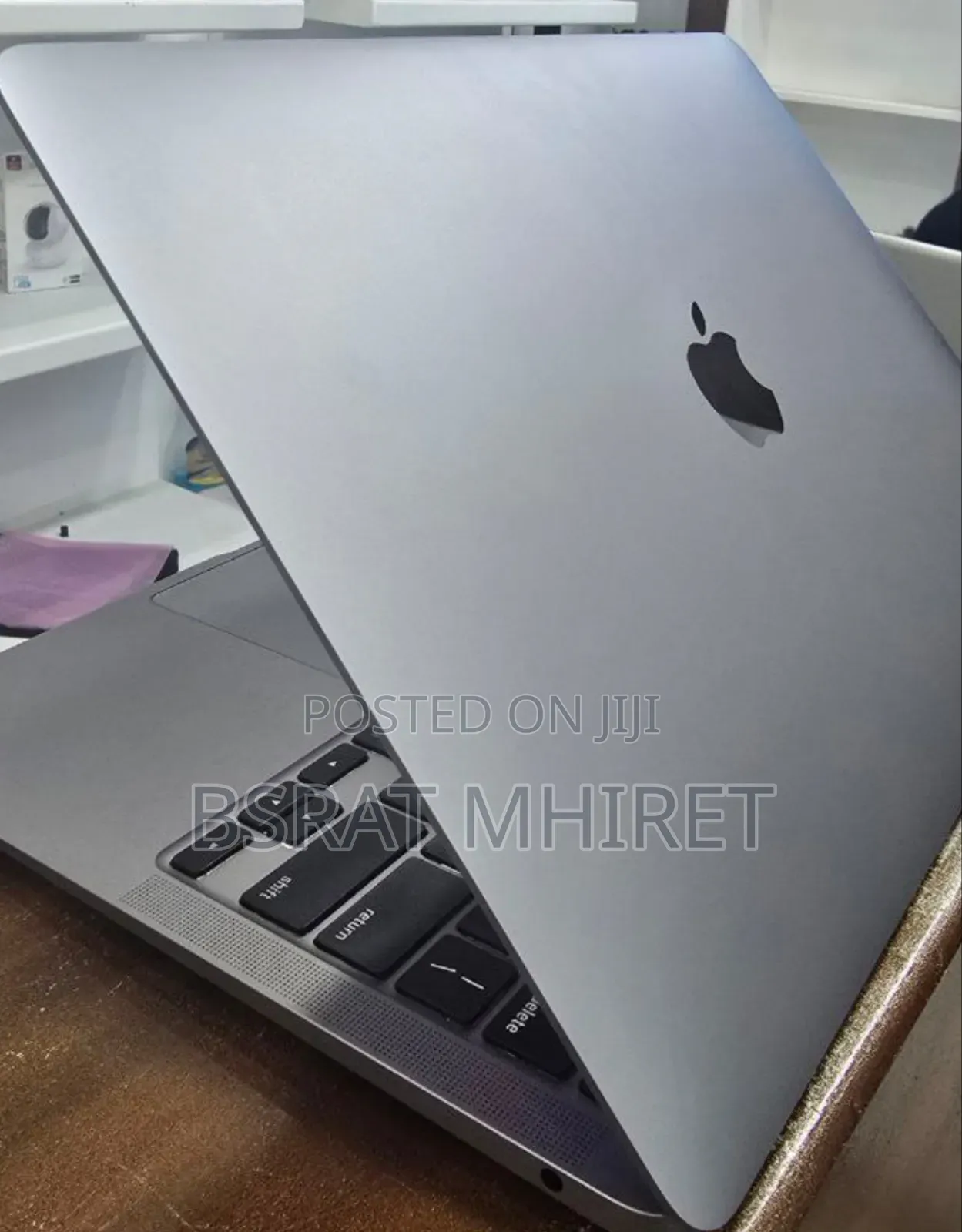 New Laptop Apple MacBook Air 2020 M1 8GB Apple M1 Pro SSD 256GB