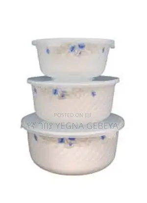 Photo - 3-Piece Bowl Set With Lids Stylish