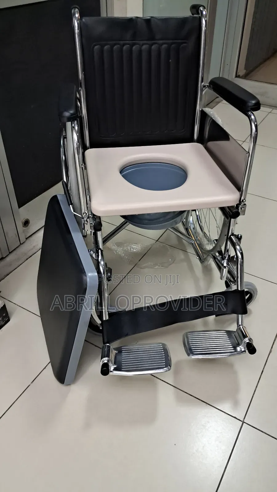 Toilet Wheelchair5wheelchair4wheelchair1wheelchair9wheelchai