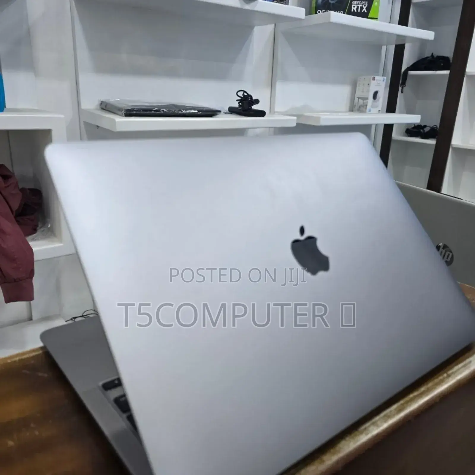 New Laptop Apple MacBook Air 2020 M1 8GB Intel Core I7 SSD 256GB