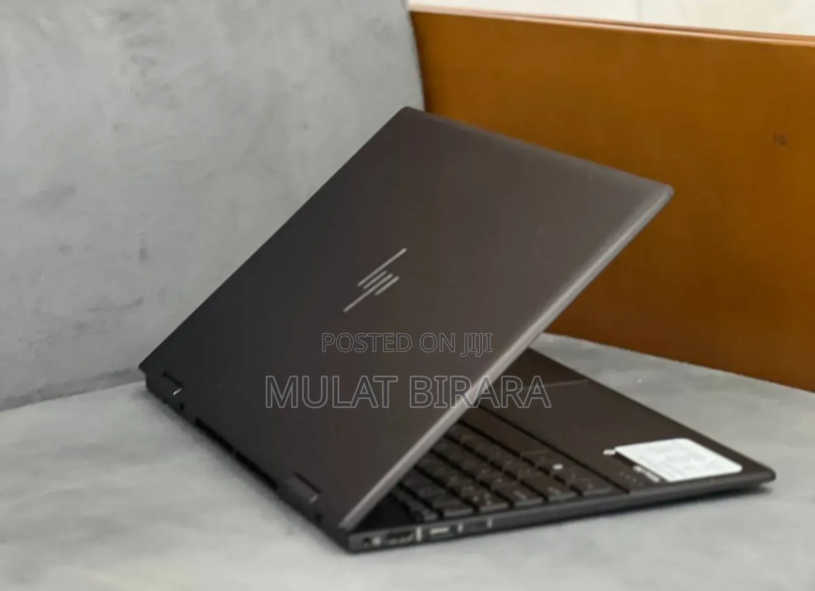 New Laptop HP Envy X360 12GB AMD Ryzen 7 SSD 512GB