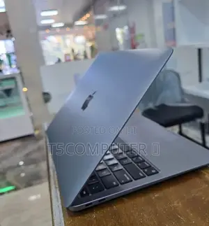 New Laptop Apple MacBook Air 2020 M1 8GB Intel Core I7 SSD 256GB