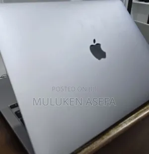 New Laptop Apple MacBook Air 2020 8GB Intel Core I7 SSD 256GB