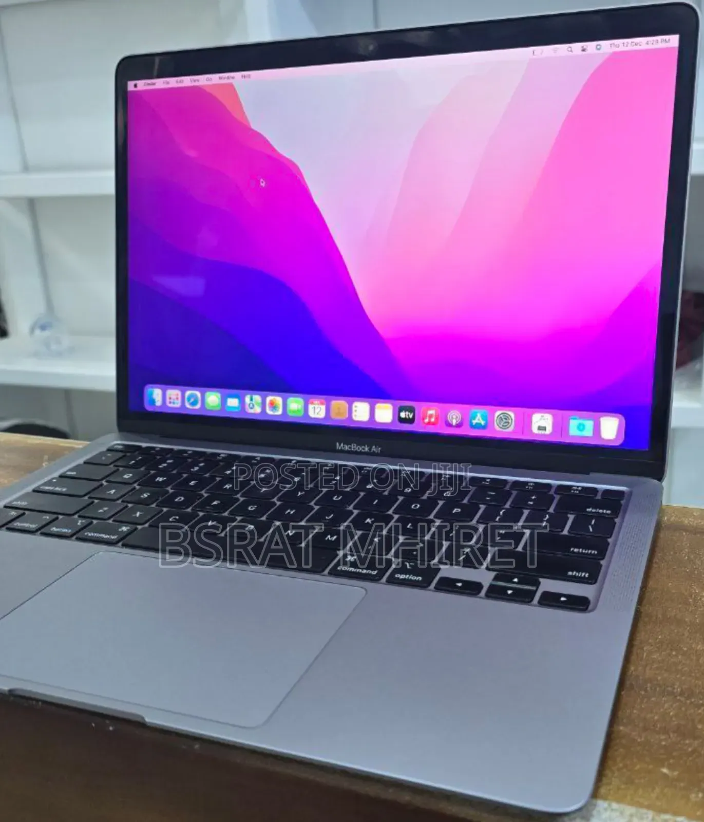 New Laptop Apple MacBook Air 2020 M1 8GB Intel Core I7 SSD 256GB