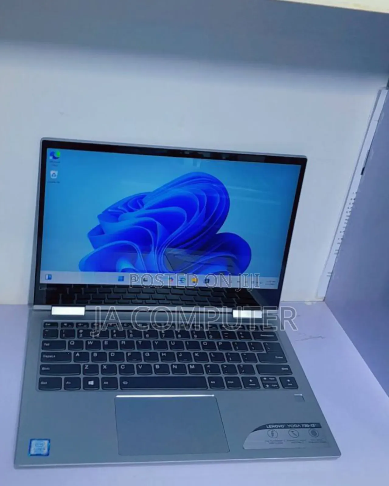 New Laptop Lenovo Yoga 730 8GB Intel Core I5 SSD 256GB