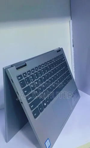 New Laptop Lenovo Yoga 730 8GB Intel Core I5 SSD 256GB