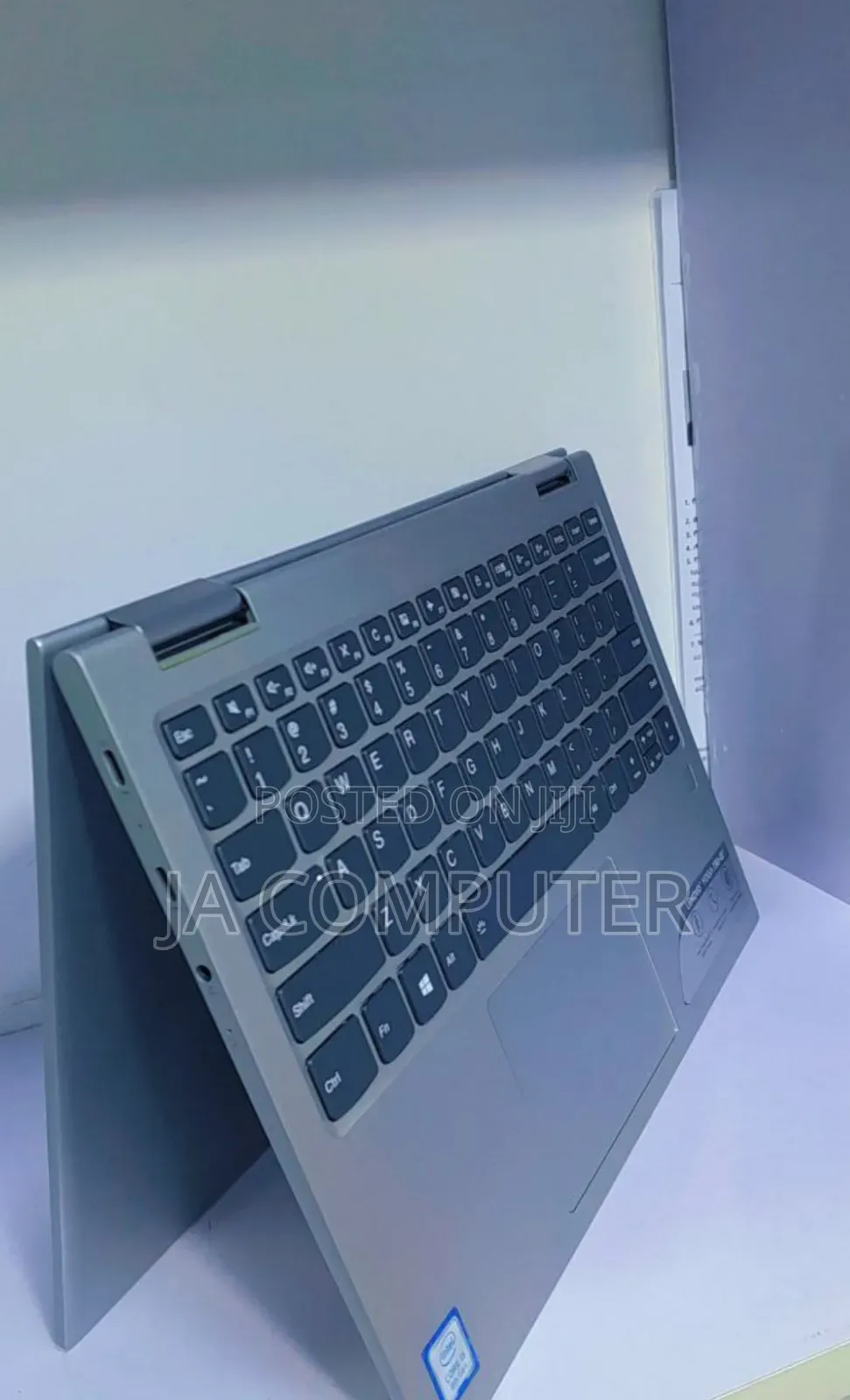 New Laptop Lenovo Yoga 730 8GB Intel Core I5 SSD 256GB