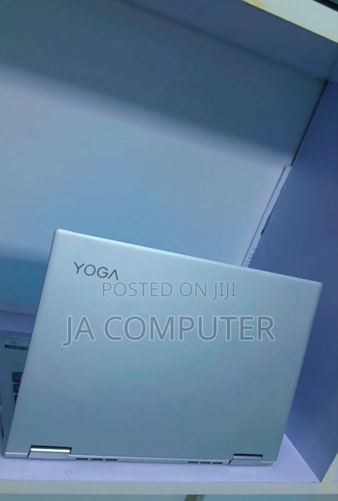 New Laptop Lenovo Yoga 730 8GB Intel Core I5 SSD 256GB