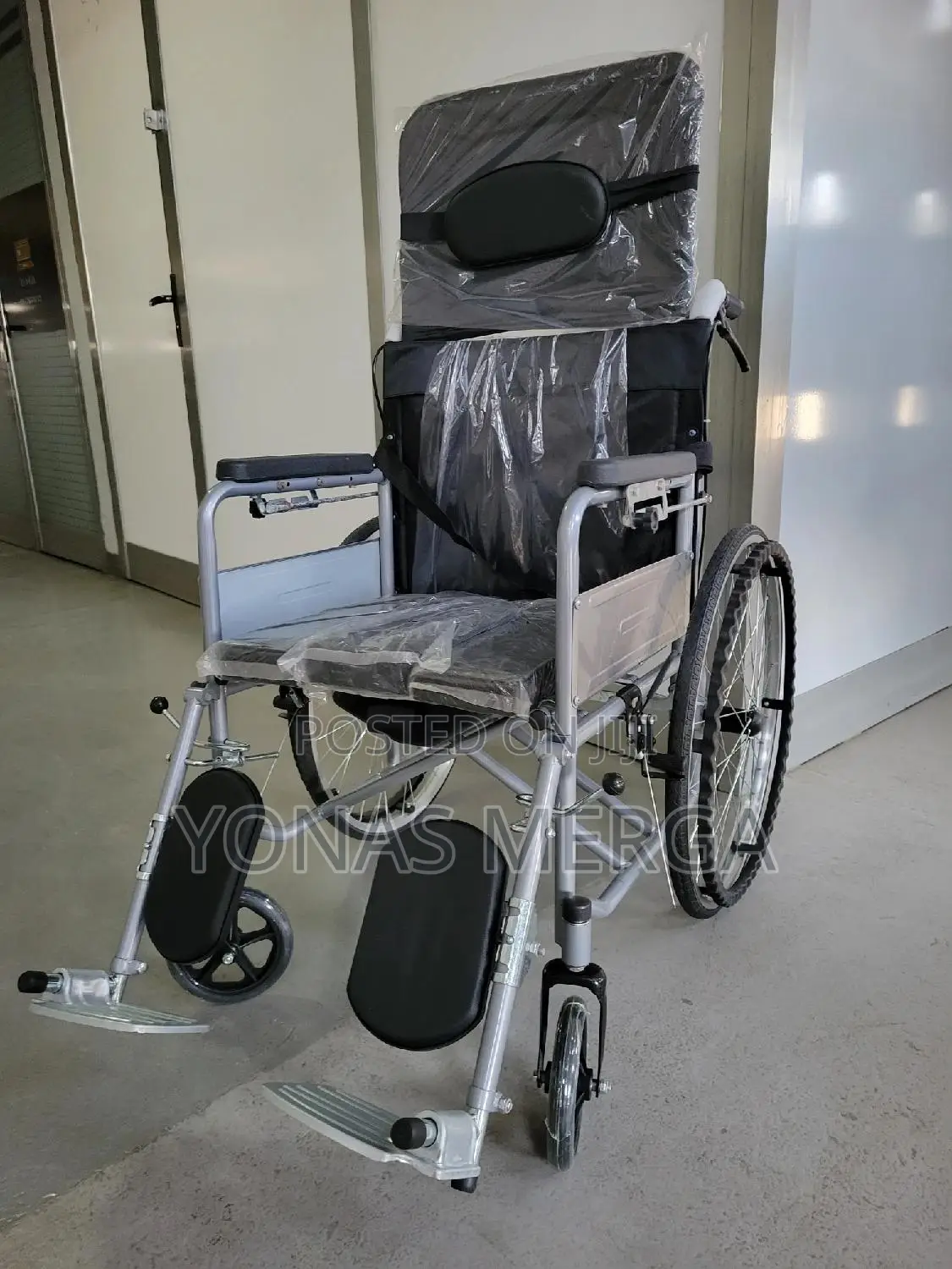 Toilet Wheelchair排wheelchair Wiz 180°Backrestع٣long-Term Use