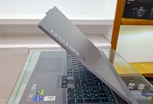 New Laptop Lenovo Legion 5 8GB Nvidia SSD 1T