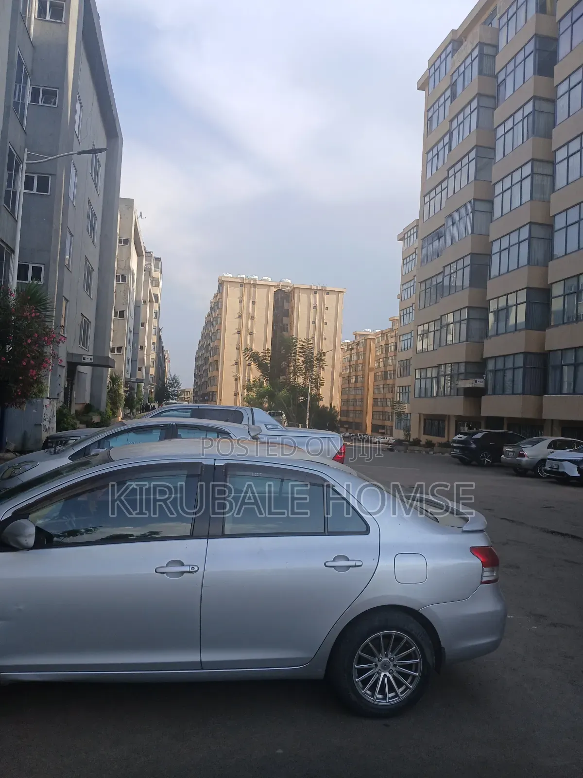 3bdrm Apartment in ኖህ ሃያት አደይ አበባ, Bole for sale