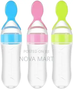 Photo - Baby Feeding Bottle Spoon With Container Baby Food Feeder