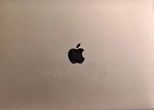 New Laptop Apple MacBook Pro 2019 8GB Intel Core I5 SSD 256GB