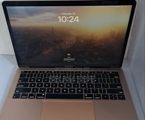New Laptop Apple MacBook Pro 2019 8GB Intel Core I5 SSD 256GB