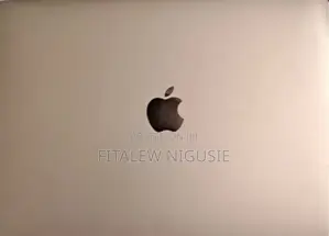 New Laptop Apple MacBook Pro 2019 8GB Intel Core I5 SSD 256GB