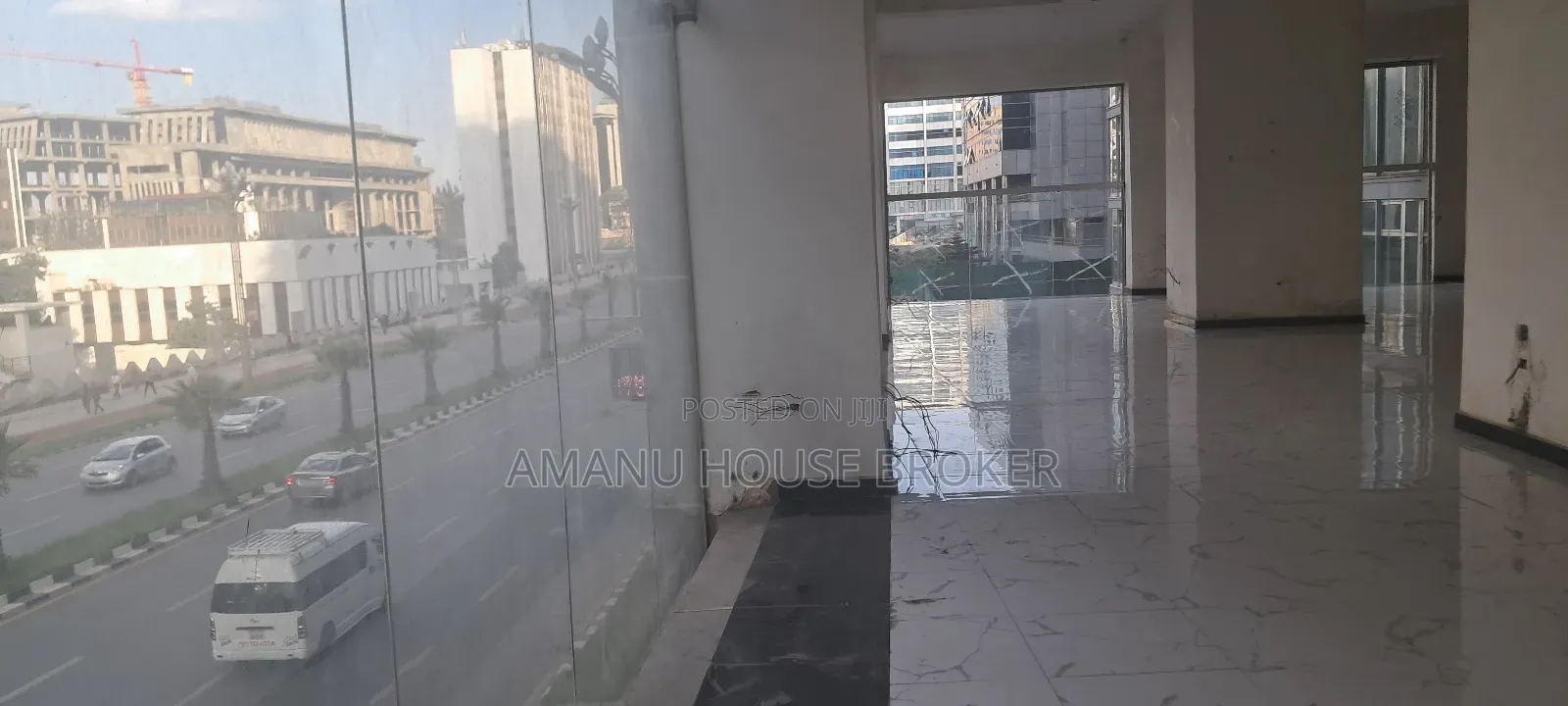 Urgently for Rent Show Room on the Ground Floor, Bole, Area.