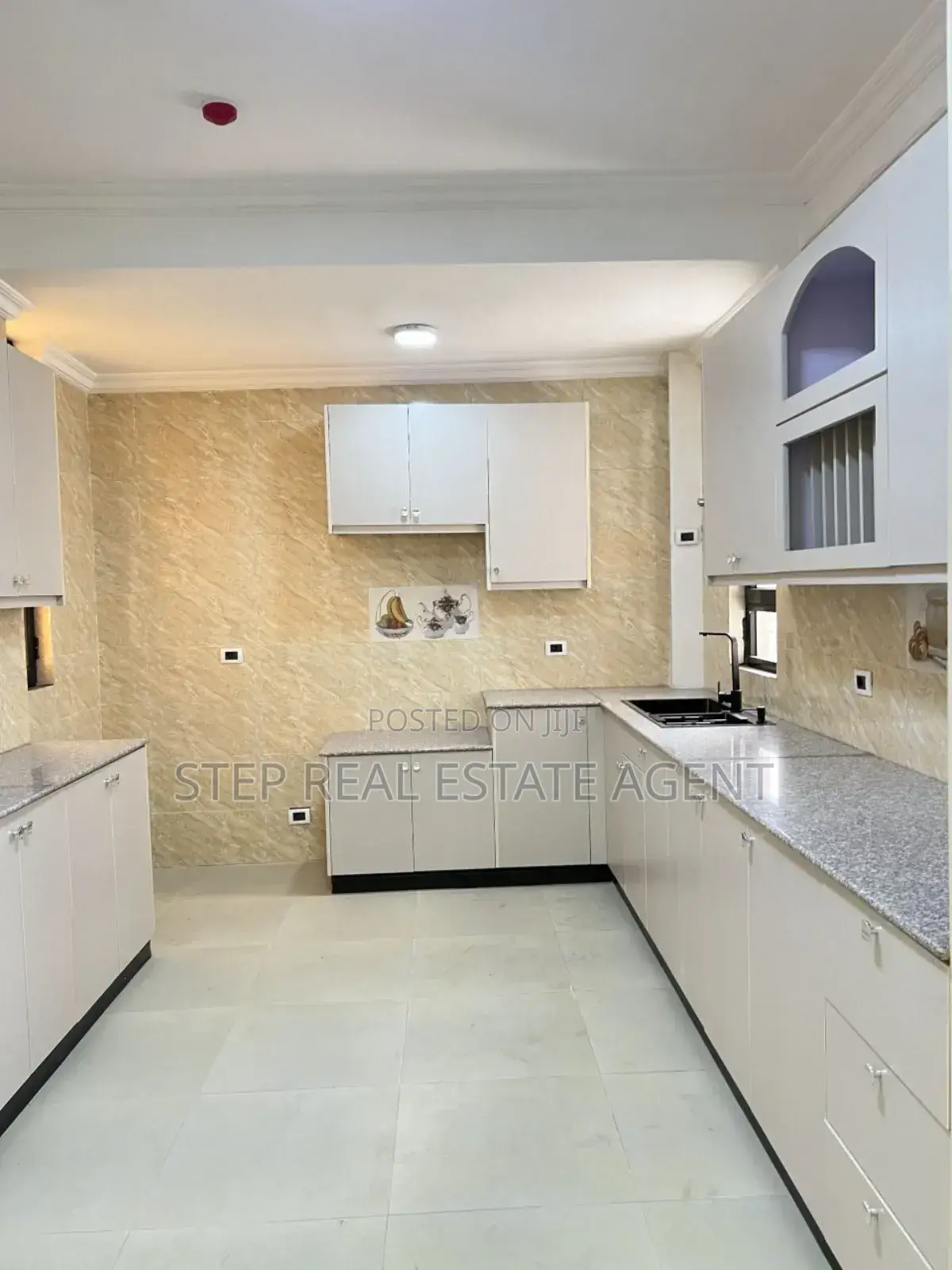 3bdrm Apartment in Bole for rent