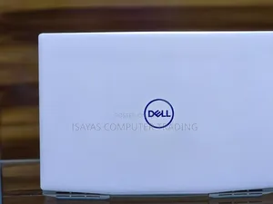 New Laptop Dell 16GB Intel Core I7 SSD 512GB