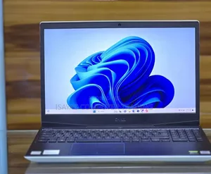 New Laptop Dell 16GB Intel Core I7 SSD 512GB