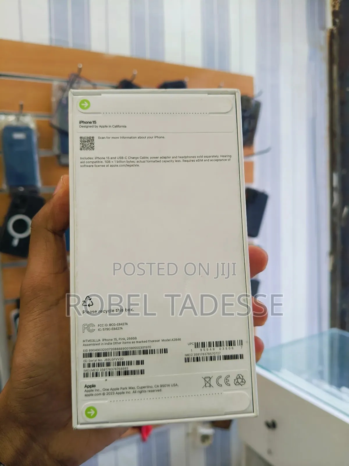 New Apple iPhone 15 256 GB Pink