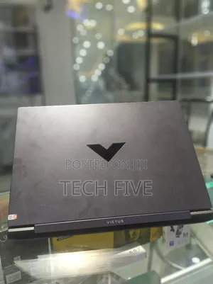 New Laptop HP Victus 15 16GB Intel Core I7 SSD 512GB