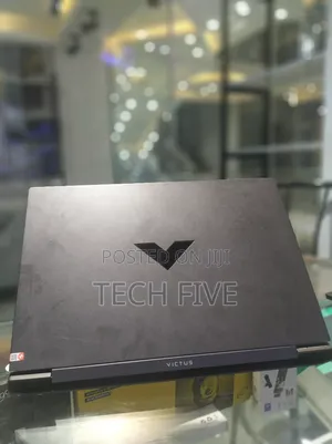 New Laptop HP Victus 15 16GB Intel Core I7 SSD 512GB