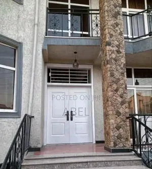 ለአፓርታማ Victor Security በር አለላቹ