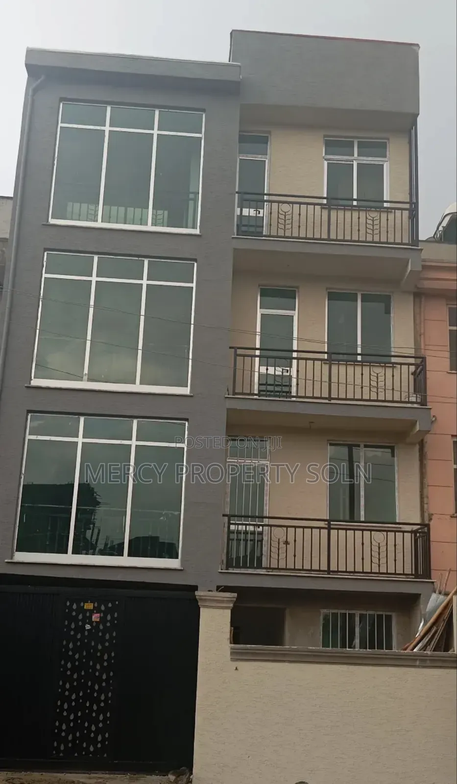 Furnished 5bdrm House in Akaky Kaliti for sale