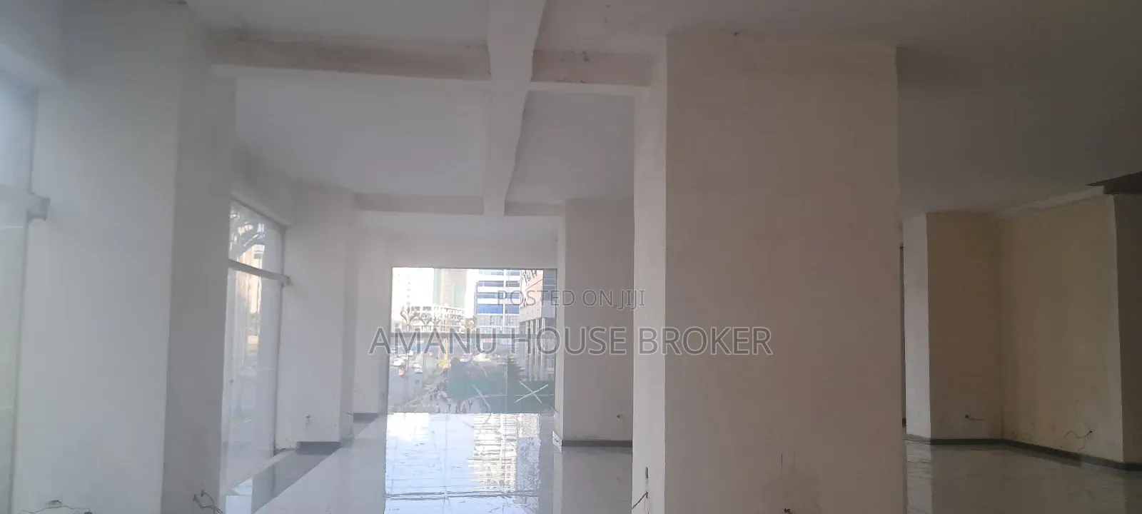 Urgently for Rent Show Room on the Ground Floor, Bole Rood