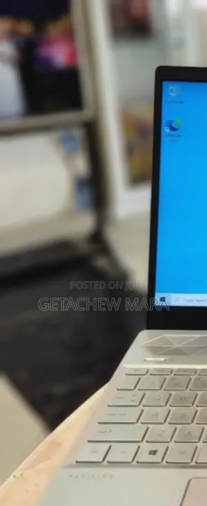 New Laptop HP Pavilion 15 8GB Intel Core I5 HDD 512GB