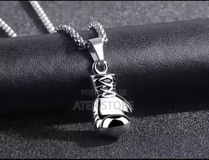 Photo - Boxing Necklace
