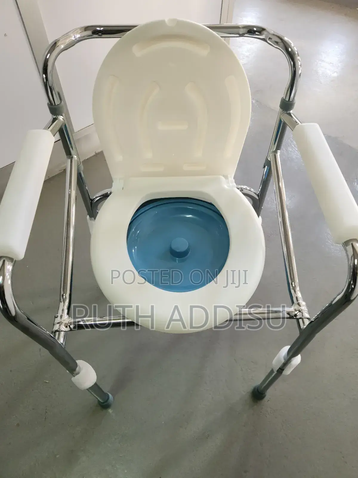 Commode Chair鋊和commode Chair是在popo Chair當地commode Chair