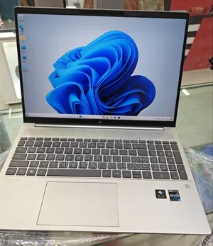 New Laptop HP Pavilion 15 16GB Intel Core I5 SSD 1T