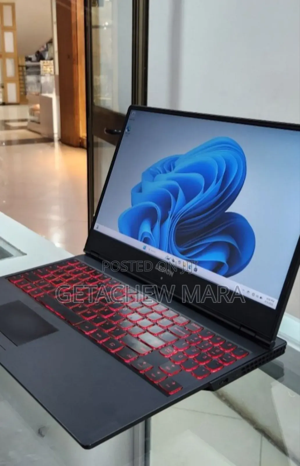 New Laptop Lenovo ThinkPad Yoga 8GB Intel Core I5 SSD 512GB