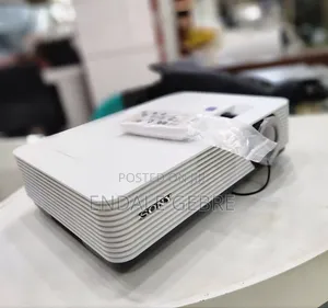 Photo - Sony Projector Dx 221