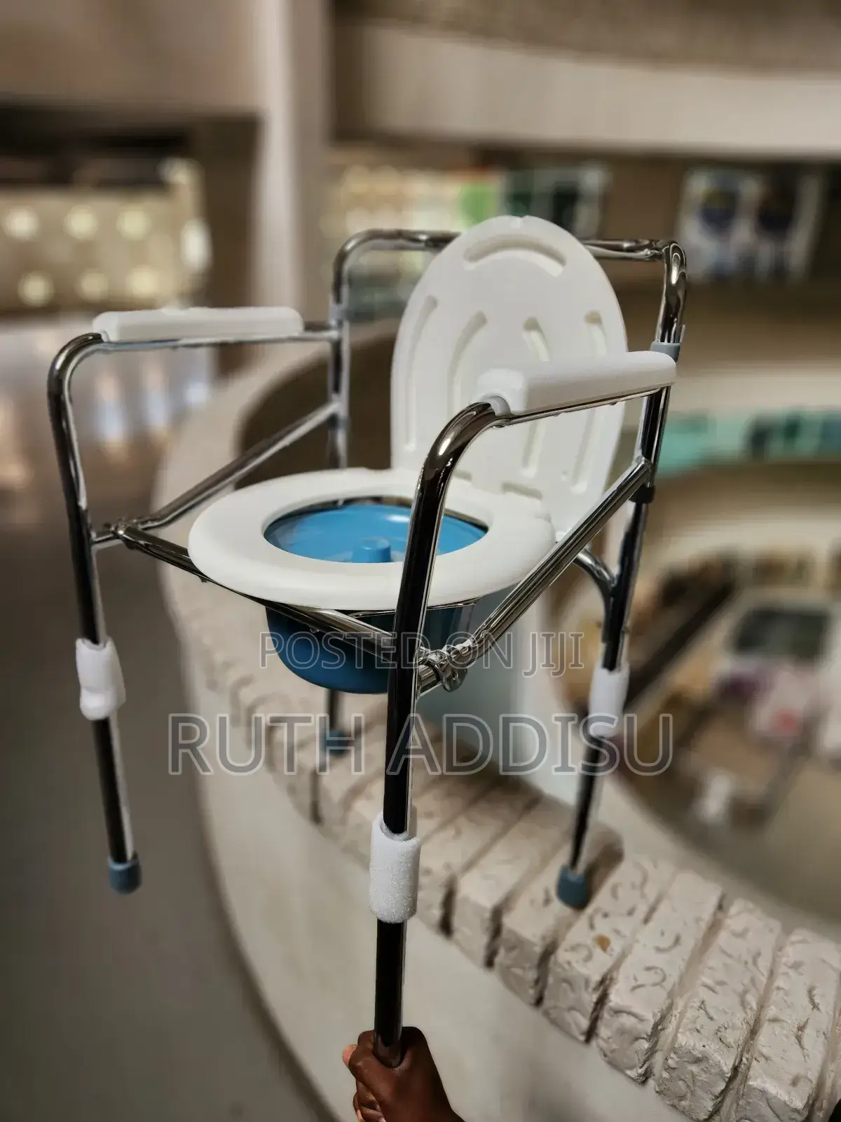 Commode Chair半天toilet Chair卦在commode Chair黨員commode Chair