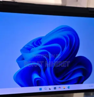 New Laptop Dell Inspiron 16 5620 16GB Intel Core I7 SSD 1T