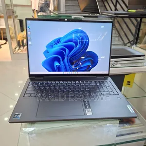 Photo - New Laptop Lenovo Yoga 7i 16GB Intel Core I7 SSD 1T