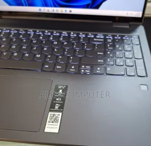 Photo - New Laptop Lenovo Yoga 7i 16GB Intel Core I7 SSD 1T