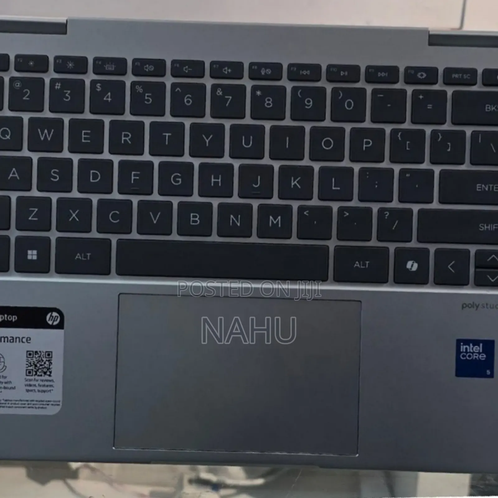 New Laptop HP Envy X360 8GB Intel Core I5 SSD 1T