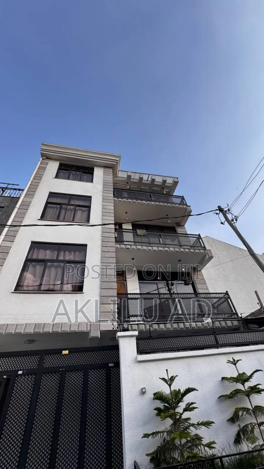 Furnished 6bdrm Townhouse/Terrace in Bole Ayat for sale