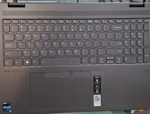 Photo - New Laptop Lenovo Yoga 7i 16GB Intel Core I7 SSD 1T