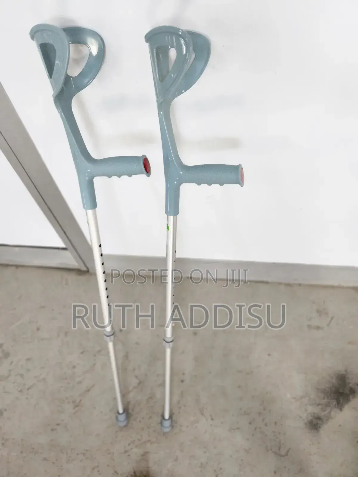 Elbow_crutches去世crutches半夜elbow_crutches地震elbow Crutches