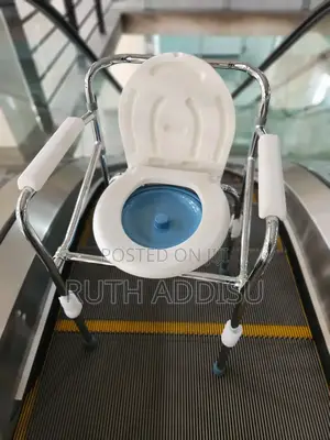 Commode Chair黨團toilet Chair半年commode Medical Chair去玩popo New