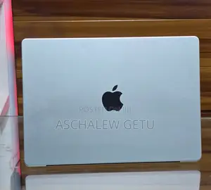 New Apple MacBook Pro 2023 M2 Pro 14-Inch 16GB Intel Core M3 SSD 512GB